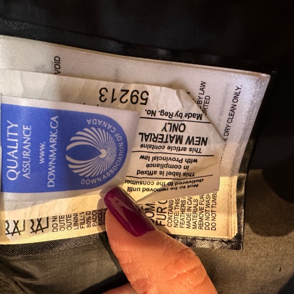 Canada Goose Parka - Picture 7 of 9